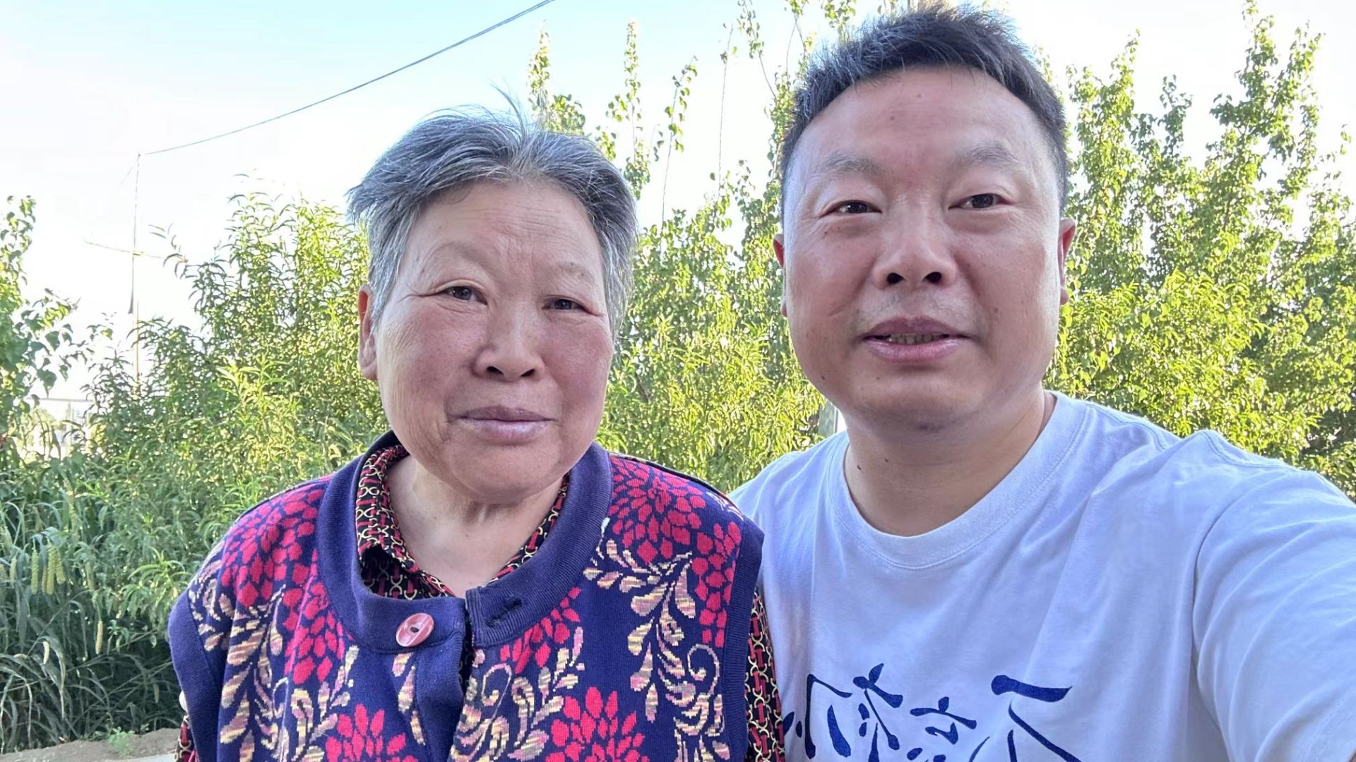 母愛如翼，共赴萬里征程？